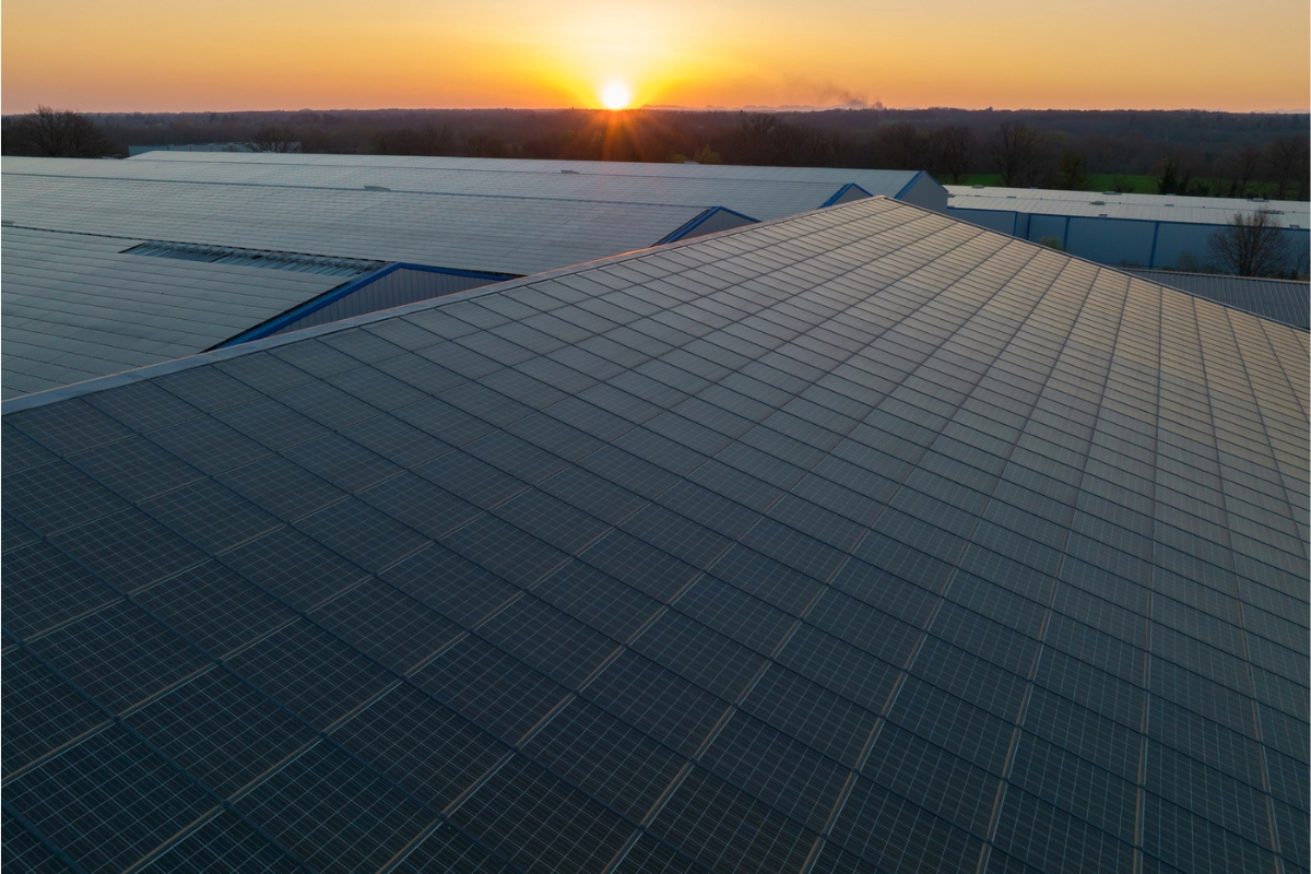turn your rooftop into profit generating asset
